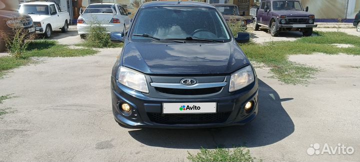 LADA Granta 1.6 МТ, 2013, 111 000 км