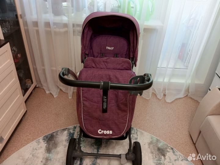 Прогулочная коляска