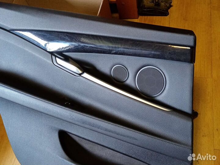 Обшивка задней левой двери BMW X5 F 15