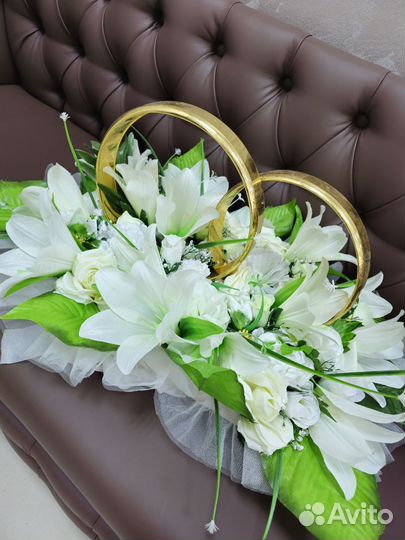 Кольца на машину свадебные