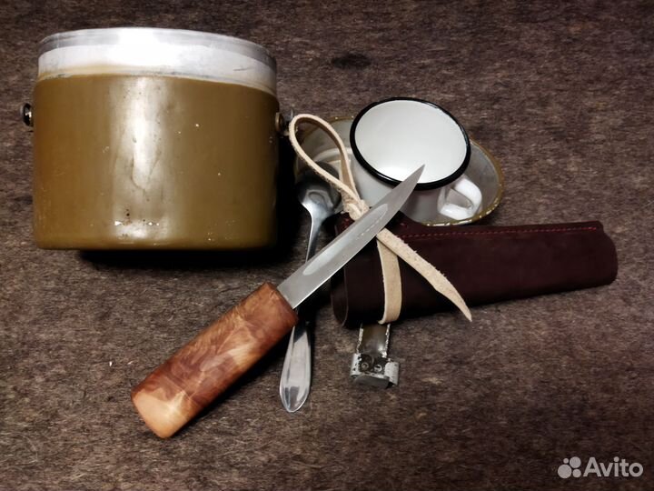 Котелок, кружка, ложка