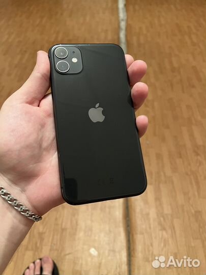iPhone 11, 64 ГБ