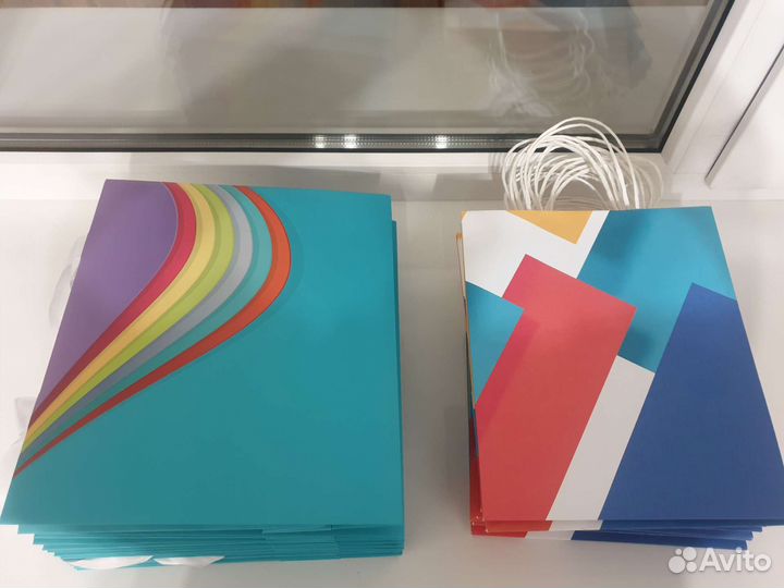 Подарочные пакеты, сумочки