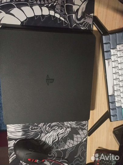 Sony PS4 slime + 102 игры в библиотеке 70 покуп