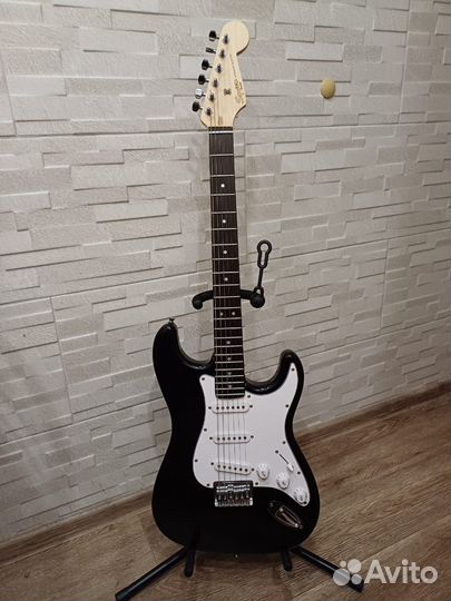 Fender squier MM stratocaster hard tail black