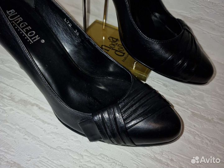 Туфли женские классические новые