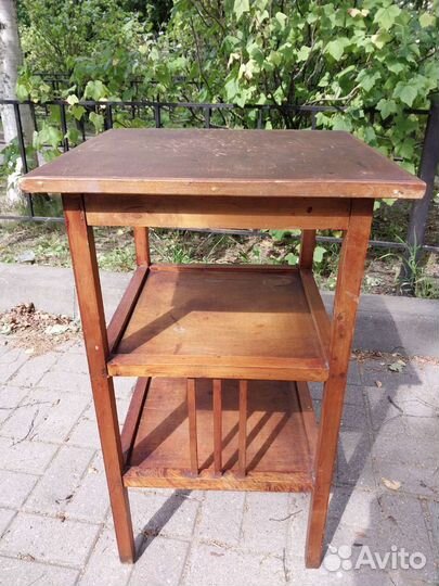 Старинный консольный столик модерн