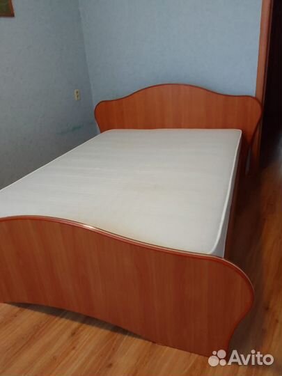 Продам кровать бу