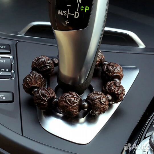 Бусы украшение авто