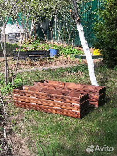 Деревянные ящики для цветов