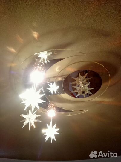 Люстра потолочная светодиодная с пультом
