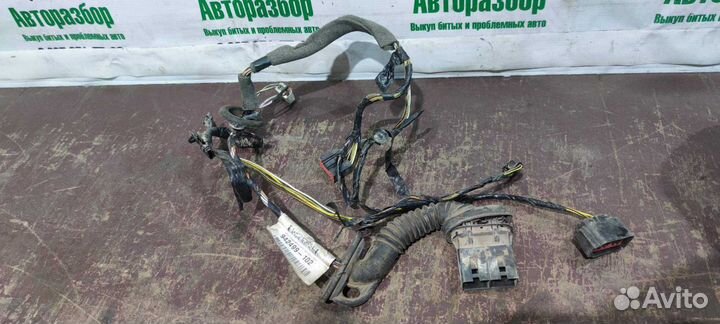 Проводка двери задней правой Ford Focus 2