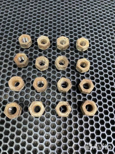 Комплект колесный гаек Kia magentis 1