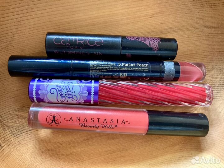 Набор декоративной косметики пакетом