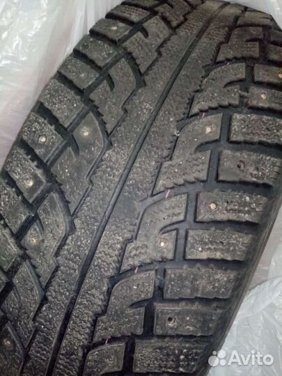 Kumho I'Zen Wis KW19 255/65 R17 110