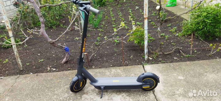 Электросамокат ninebot max G30