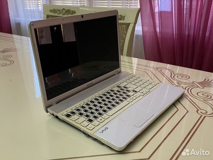 Ноутбук Sony