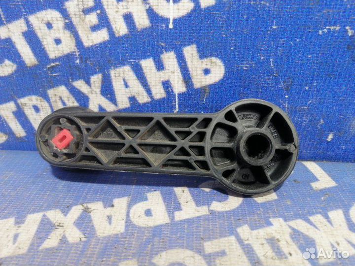 Ручка стеклоподъёмника Ford Focus 3 хэтчбек iqdb