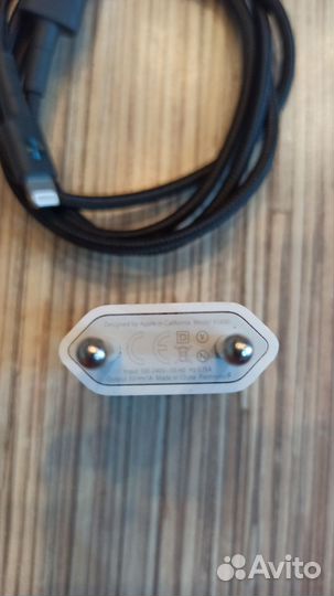 Зарядка на iPhone