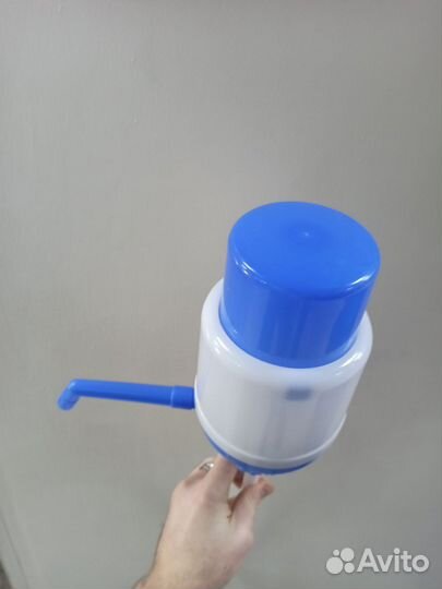 Ручной насос для бутилированной воды