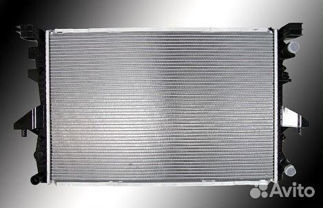 Радиатор Фольцваген Транспортер VW 1.9TD -3.2