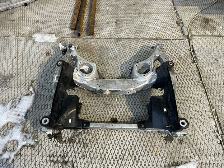 Подрамник передний BMW F01 F02 F06 F07 F10 F11 F12