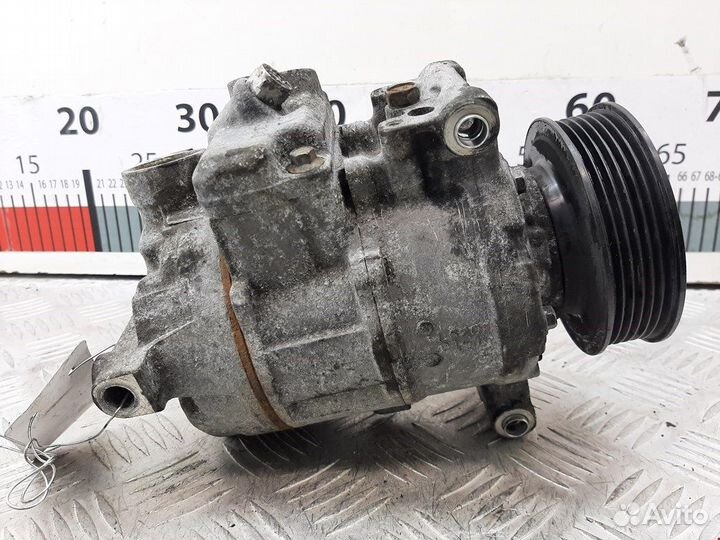 Компрессор кондиционера для Audi A4 B8 8K0260805E