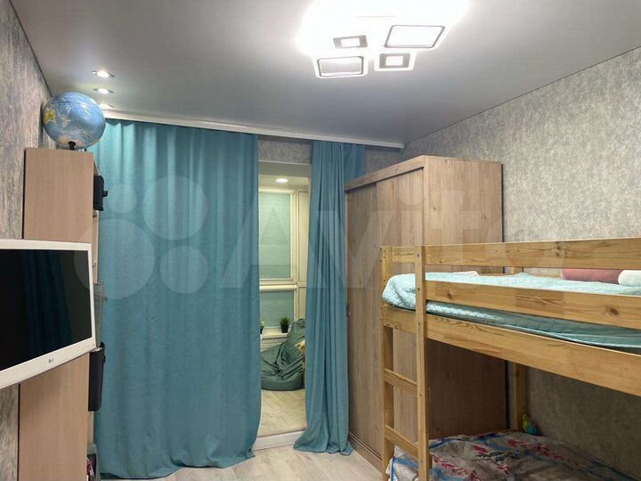 2-к. квартира, 40 м², 2/10 эт.