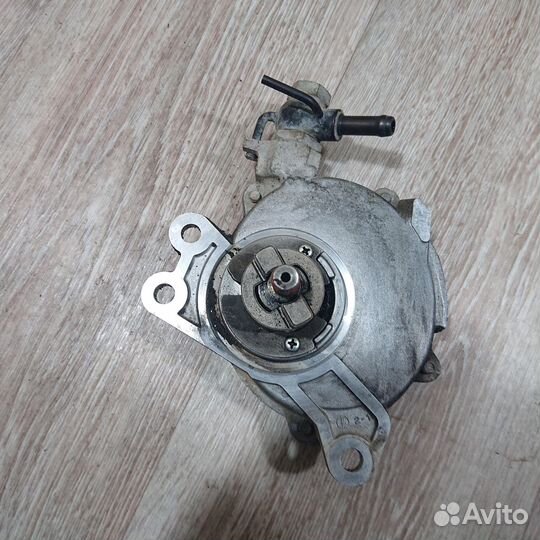 Б/У Б/У Насос вакуумный G8 toyota Hilux 293000E010