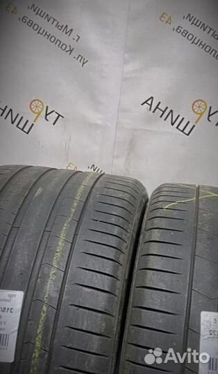 Pirelli P Zero PZ4 315/30 R22 94Y