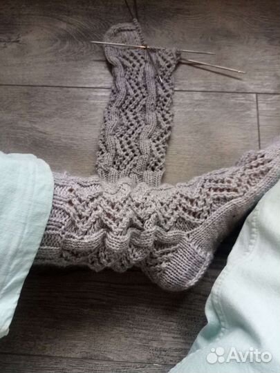 Вязаные носки ручной работы