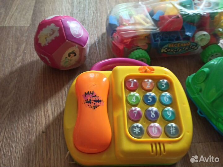 Развивающие игрушки пакетом