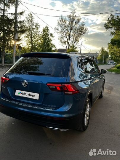 Volkswagen Tiguan 2.0 AMT, 2018, 45 000 км