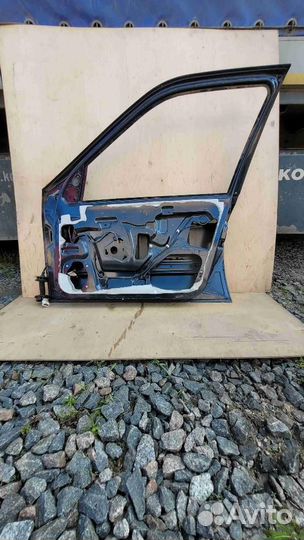 Дверь передняя правая Peugeot 406