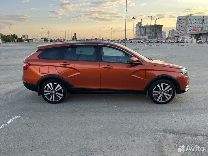 LADA Vesta Cross 1.8 МТ, 2020, 30 000 км