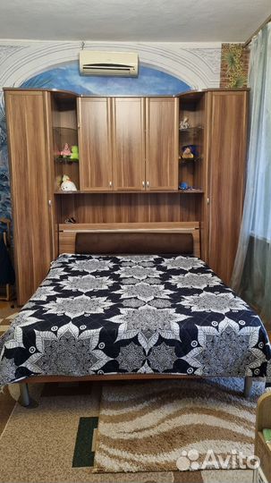 Спальный гарнитур бу