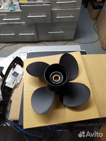 Гребной винт для лодочного мотора Yamaha 40-50