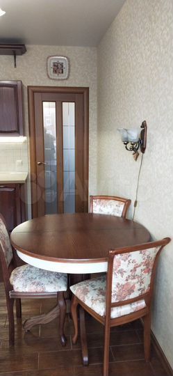 2-к. квартира, 62 м², 4/5 эт.