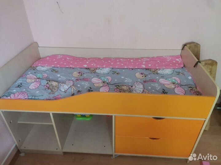 Детская кровать от 3 лет с бортиками