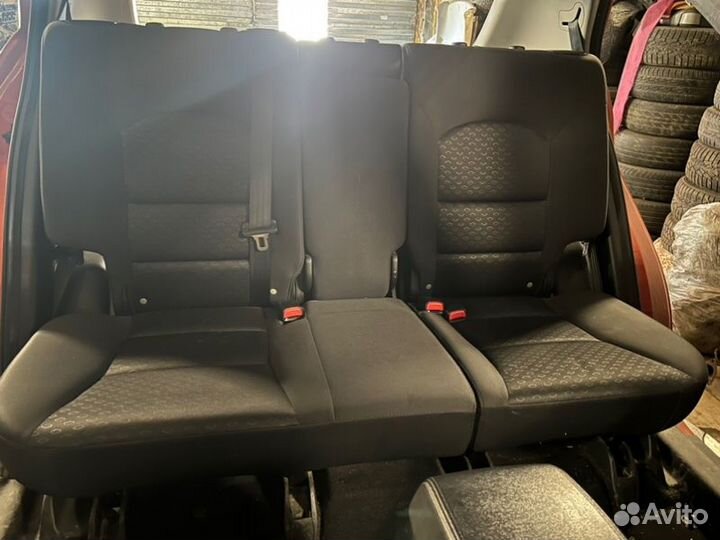 Сиденье заднее Ssangyong Actyon CK D20DTF 2011