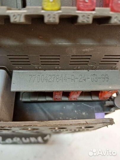 Блок предохранителей Renault Laguna рест. 1999