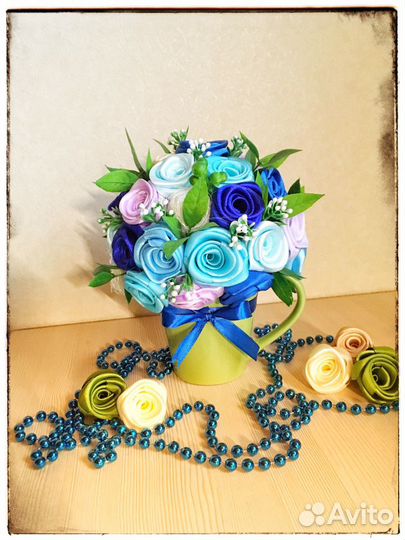 Букет из атласных роз