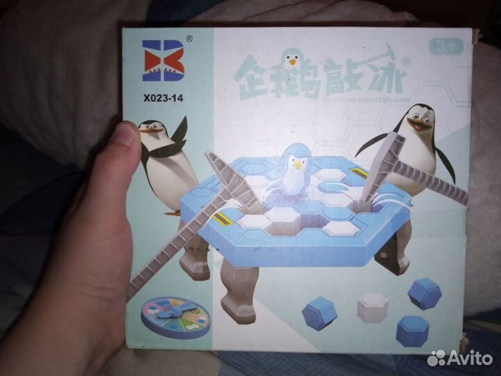 Игра пингвины на льдине