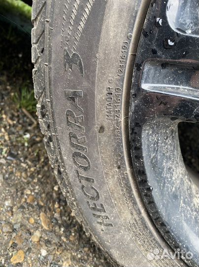 R17 Triangle PS01 225/45, PCD 5x114.3 DIA 56