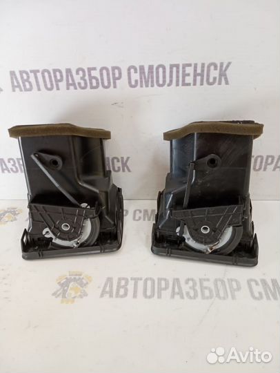 Дефлектор воздушный VW Jetta V