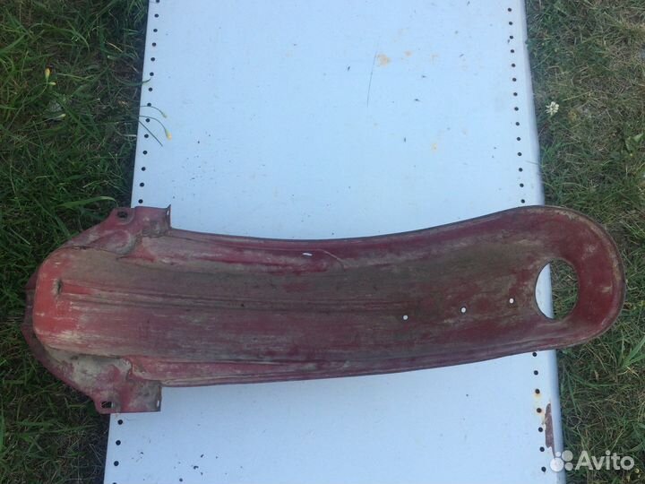 Заднее крыло ява старушка