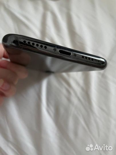iPhone X, 256 ГБ