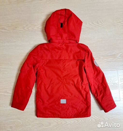 Демисезонная куртка на мальчика 128 см