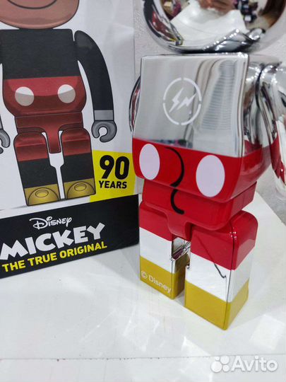 Мишка bearbrick 