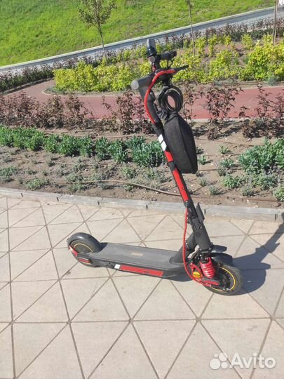 Электросамокат ninebot